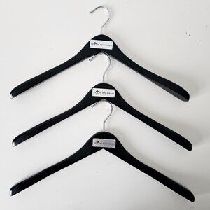 New MOOSE KNUCKLES Black Wood Hanger Shine Finish w/ Logo Plaque 17", Lot of 3